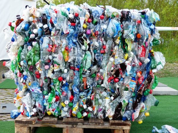 Provinces Feds Bringing In First Step Of Action Plan For Plastics   Plastic Bottles 115069 960 720 600x450 