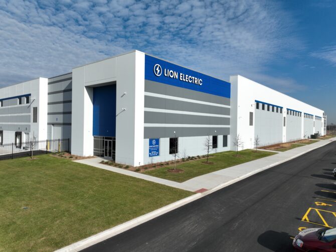 Lion Electric Opens Largest U.S Electric Manufacturing Facility For ...